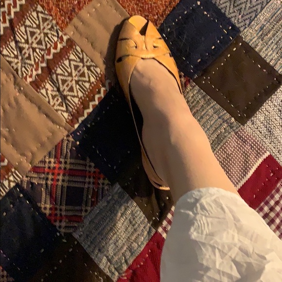 Metallic kitten heels - Picture 4 of 7